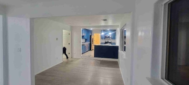 Photo - 657 Patricia Dr