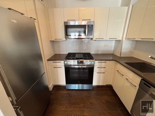 Building Photo - EAST 63 STREET Rental