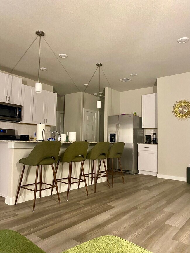 Photo - 5608 Madden Ln