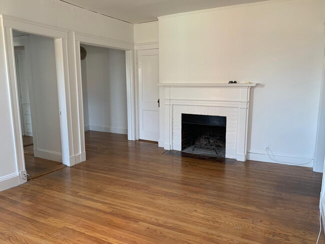 Photo - 52 Garden St