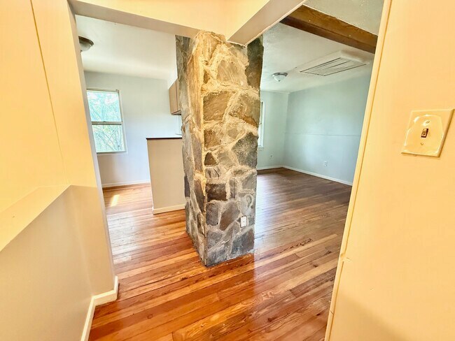 Photo - 341 Ohio Ave