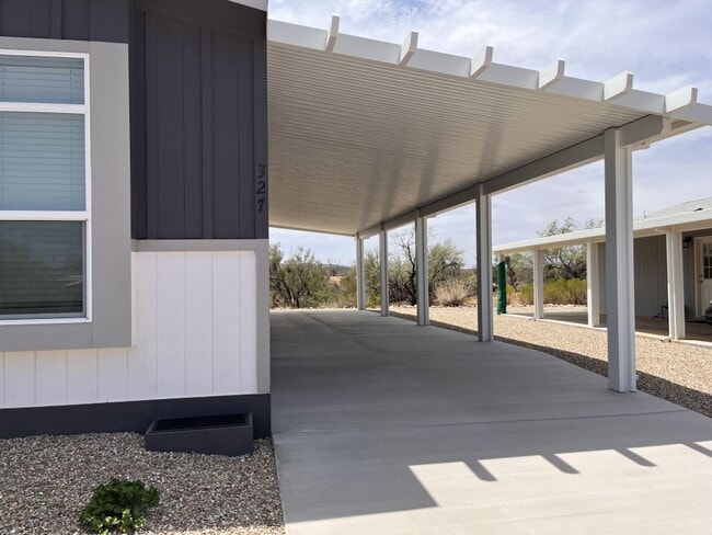 Building Photo - 2501 W Wickenburg Way