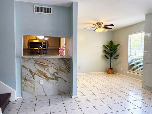 Building Photo - 11311 Audelia Rd Unit 161