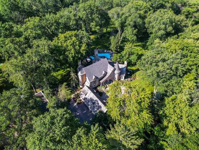 Photo - 285 W Westminster Ave