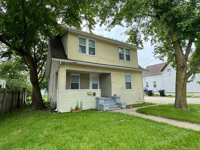 Building Photo - 804 S Morris Ave Unit 1