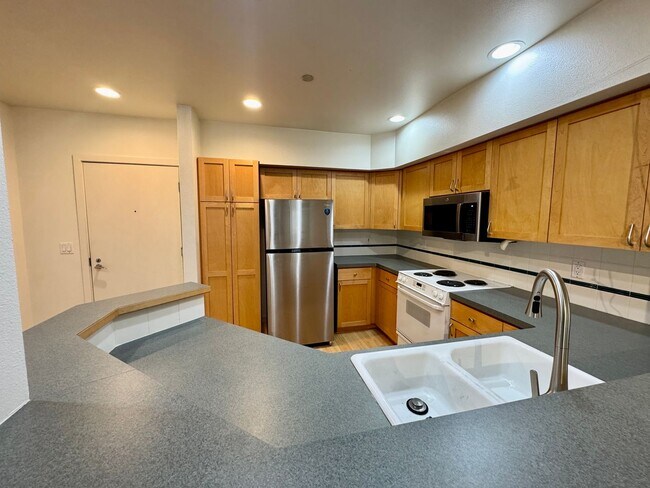 Photo - Welcome to the Metropolitan! Unidad 405