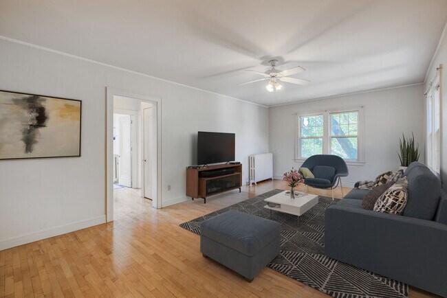 Clemar Apartments