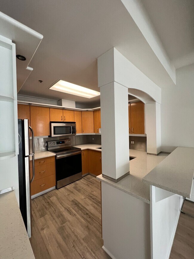 Photo - 1177 Pacific Blvd