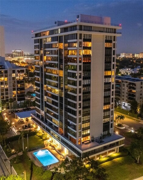 Photo - 770 S Palm Ave Unidad 1704