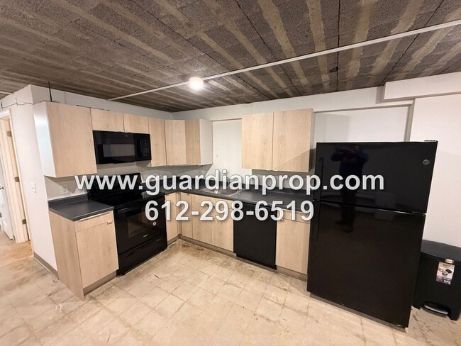 Photo - 7535 Cloman Way E Unit B