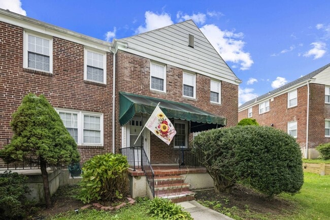 Photo - 1728 Aberdeen Rd