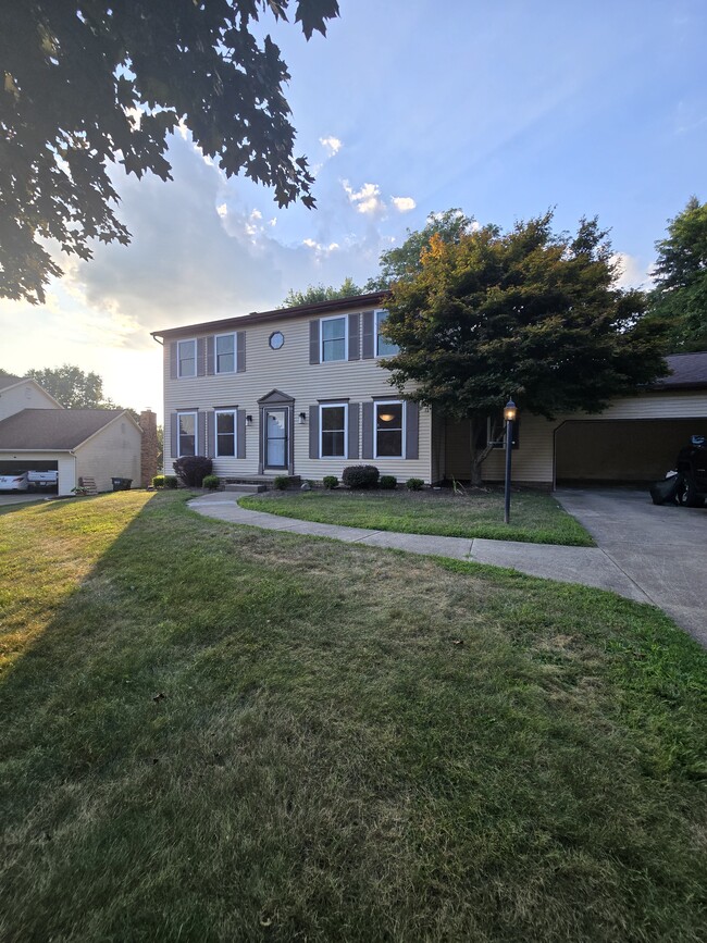 Photo - 2325 Cold Stream Ave NE