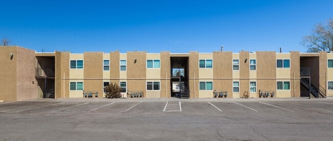 Vail Manor Apartments