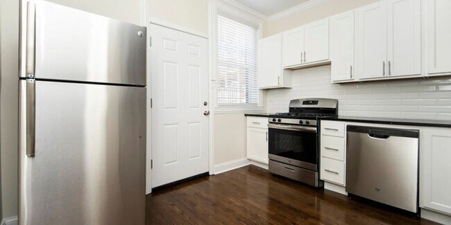 Photo - 314 Lee St Unit 1