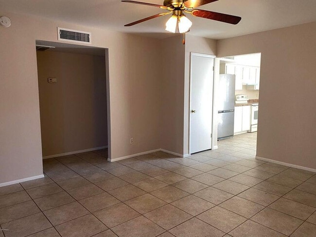 Photo - 2231 W Fremont Dr