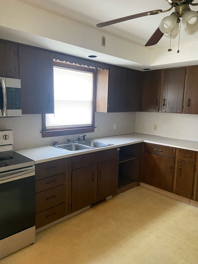 Photo - 36 Grace St Unit 1F