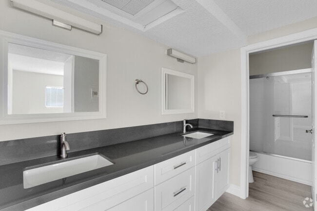 1BR, 1BA - 750 SF - Palm View Apartments