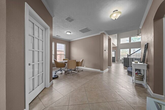 2413 Quiet Arbor Ln