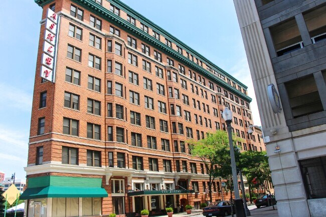 Photo - 1538 Centre St Apartment Unit 603