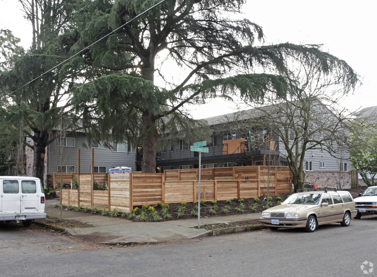 Photo - Washington Manor Apartments