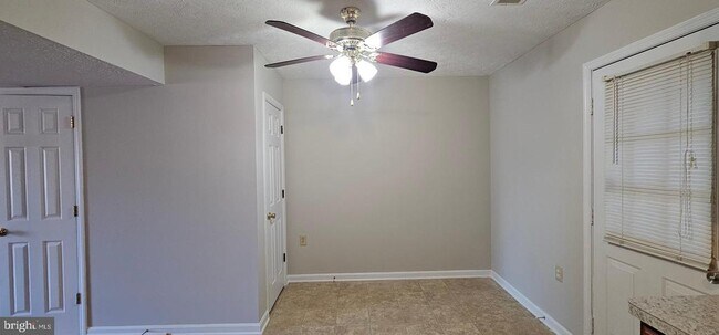 Photo - 225 Nottoway Dr