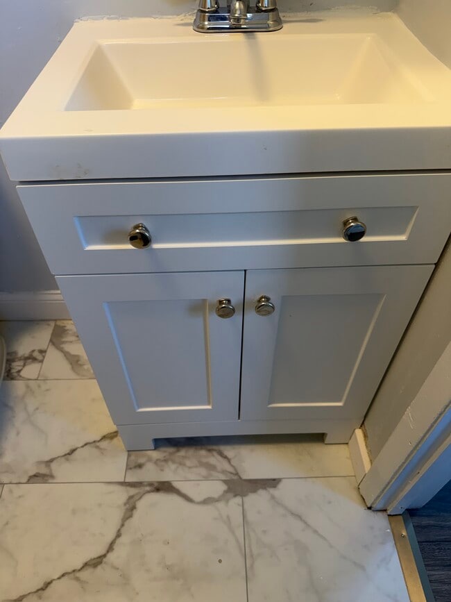 Photo - 3426 Woodburn Ave