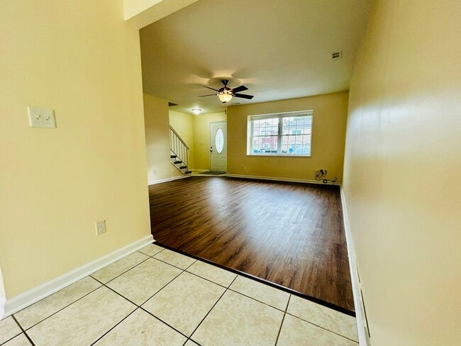 Photo - 718 Spence Cir