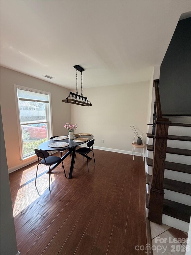 Photo - 3906 Crimson Wing Dr