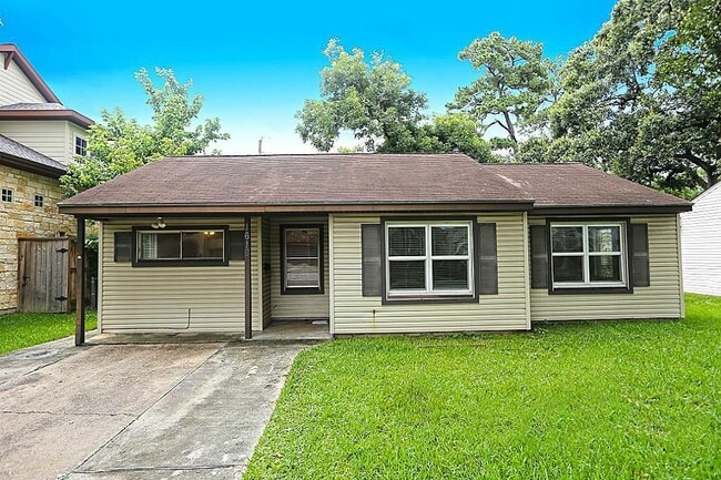Building Photo - 1618 Chippendale Rd Rental