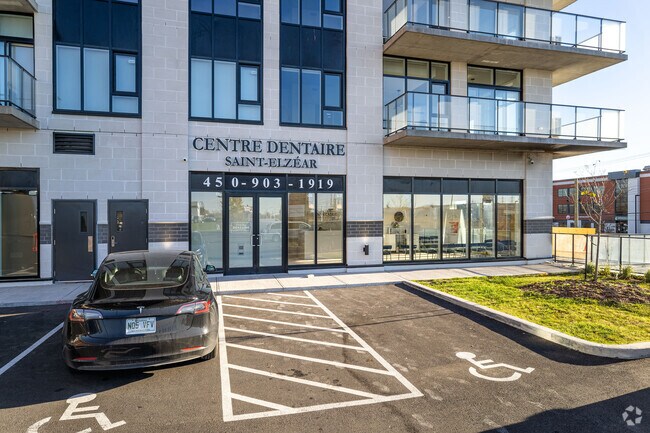 Exterior - Le James Apartments