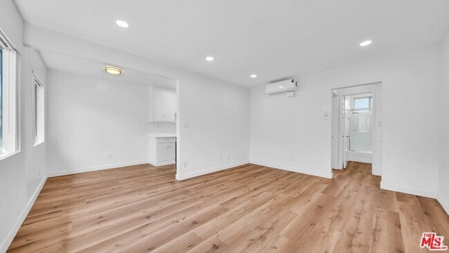 Building Photo - 510 Pacific Ave Unit 6 Rental