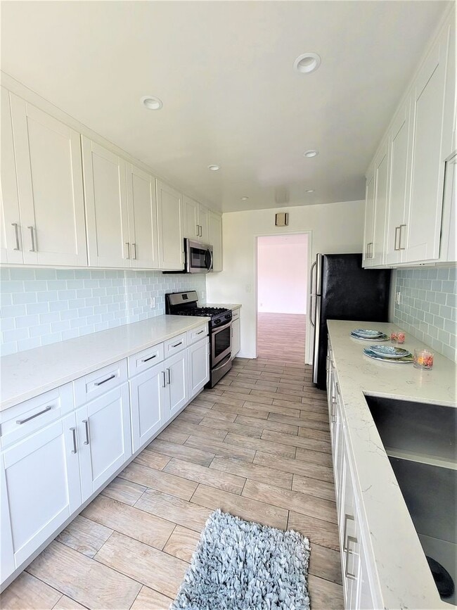 Bedford Luxury Investments LLC