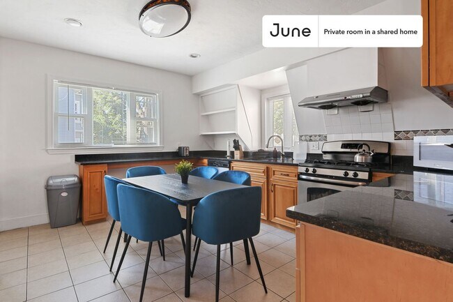 Room in Shared 6 bed/2 bath home in Allston