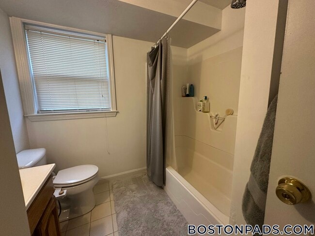 Photo - 174 Calumet St