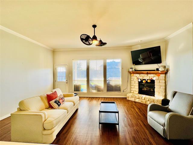 Photo - 9220 Edgemont Dr