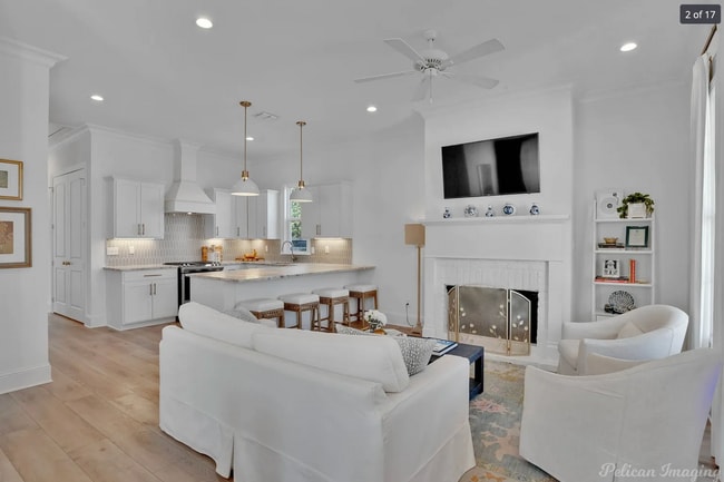 Photo - 2061 Woodberry Ave