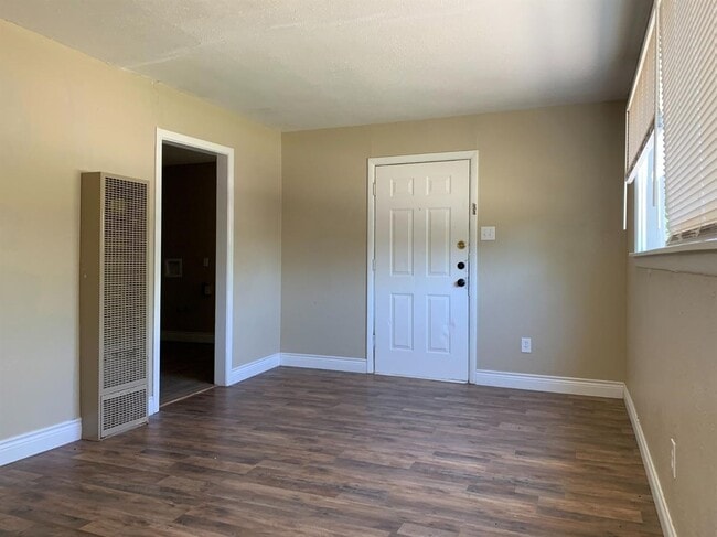 Photo - 2115 29th St