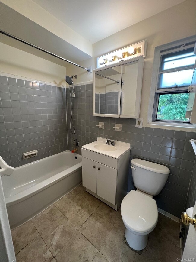 Photo - 3 Walnut St Unit B15