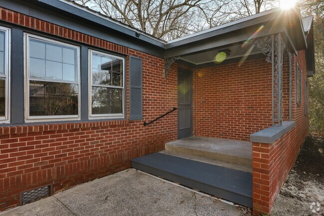 Building Photo - 205 Milledge Heights Rental