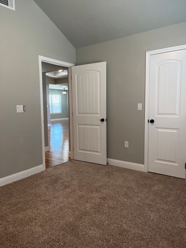 Photo - 2525 Joe Ln.