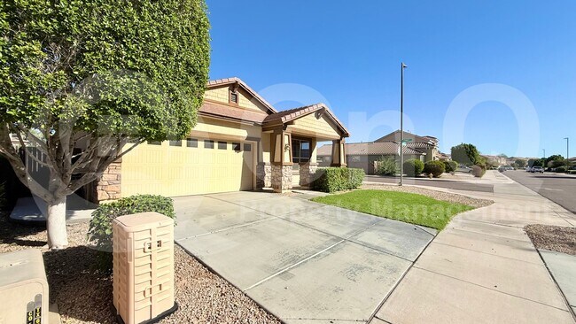 Photo - 17026 W Mohave St