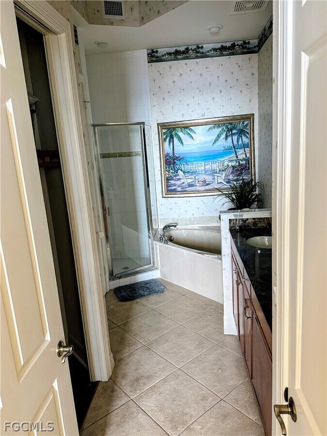 Photo - 2797 First St Unidad 2002