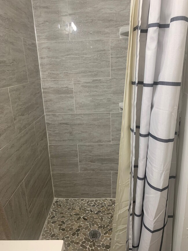 Photo - 1534 Page St