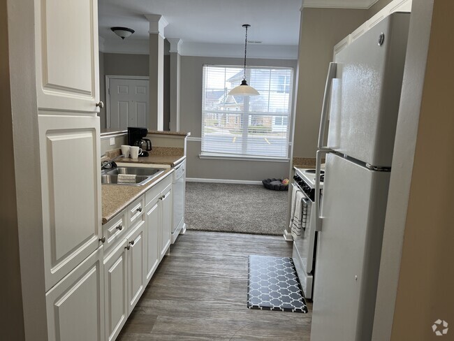 Kitchen - The Marlowe Rental