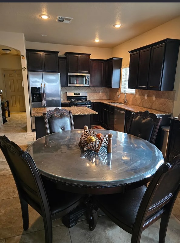 Photo - 13844 Hollywood