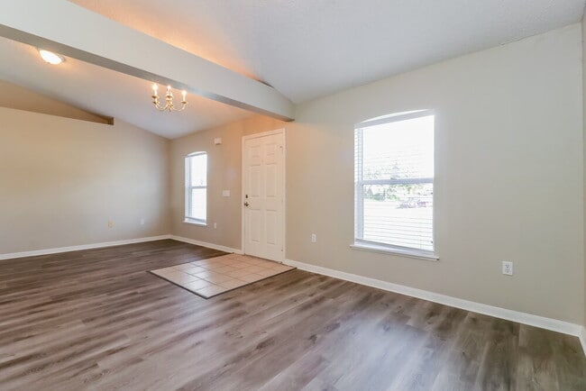 Photo - 3830 Sleepy Hill Oaks Loop