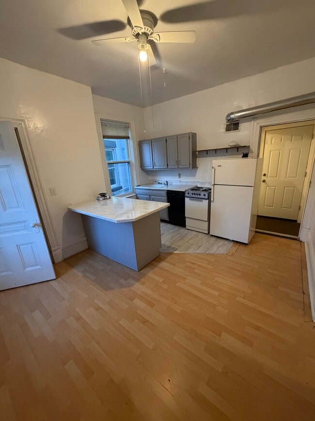 Photo - 351 Stratford Ave