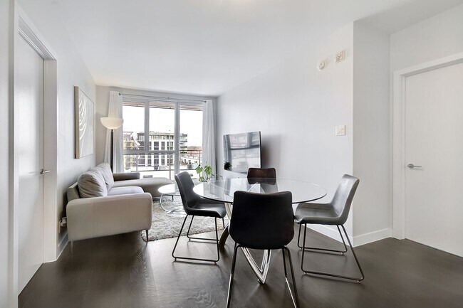 Photo - 905 Av. Plymouth Unité 611