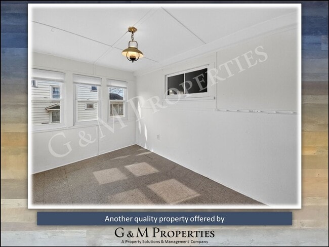 Photo - 1570 Mt Hope Ave Unit Apt. #1