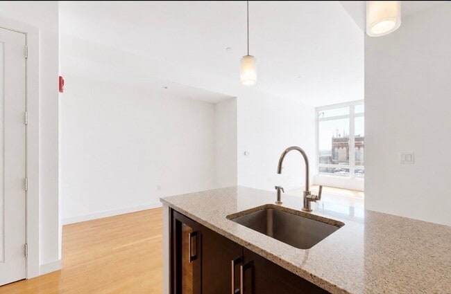 Photo - 400 Stuart St Unit 18G